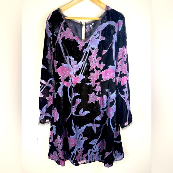 NWOT Kut from the Kloth Burnout Black Purple Velvet Sheer Dress Long Sleeve 8 - Picture 1 of 16